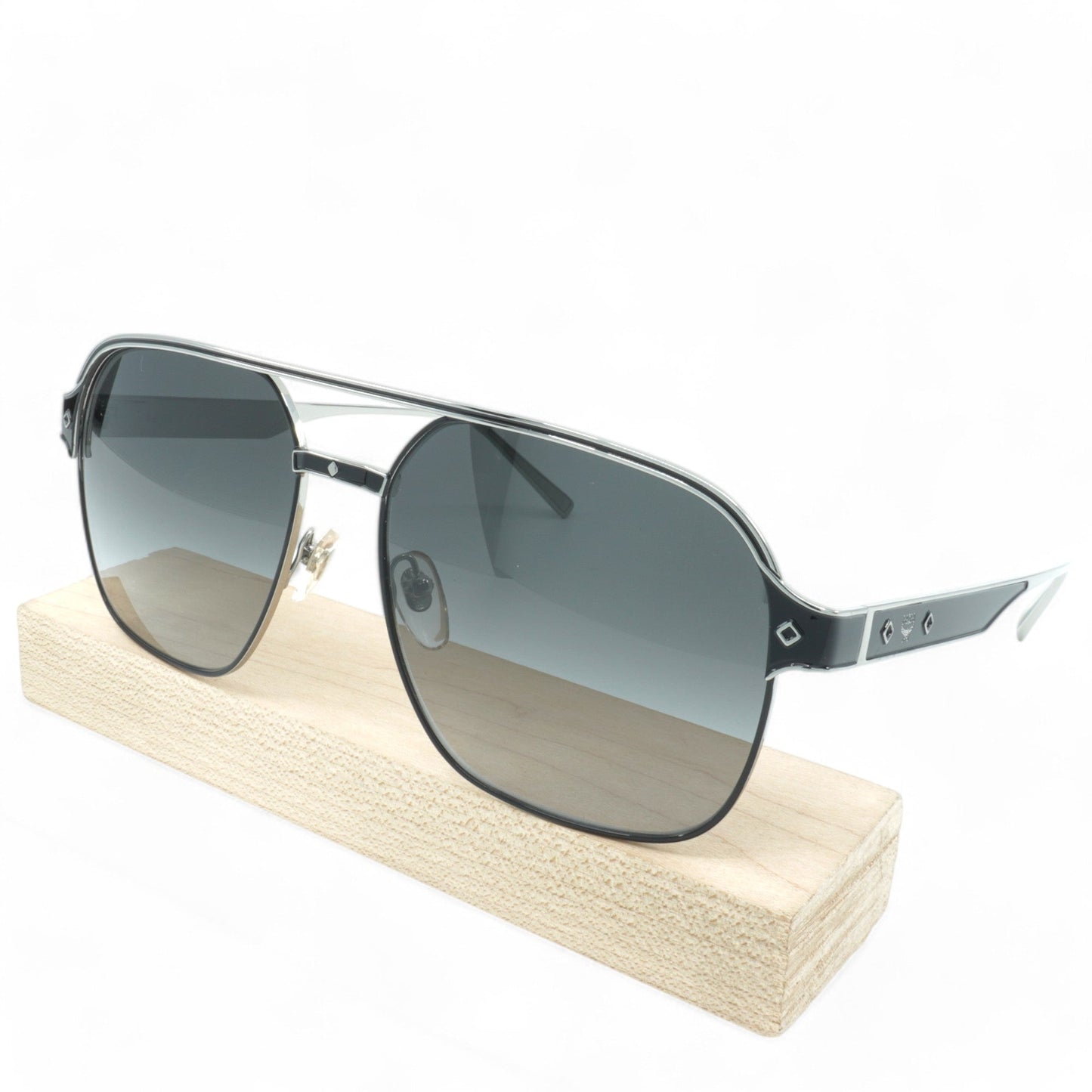 Unisex Mcm Navigator Sunglasses