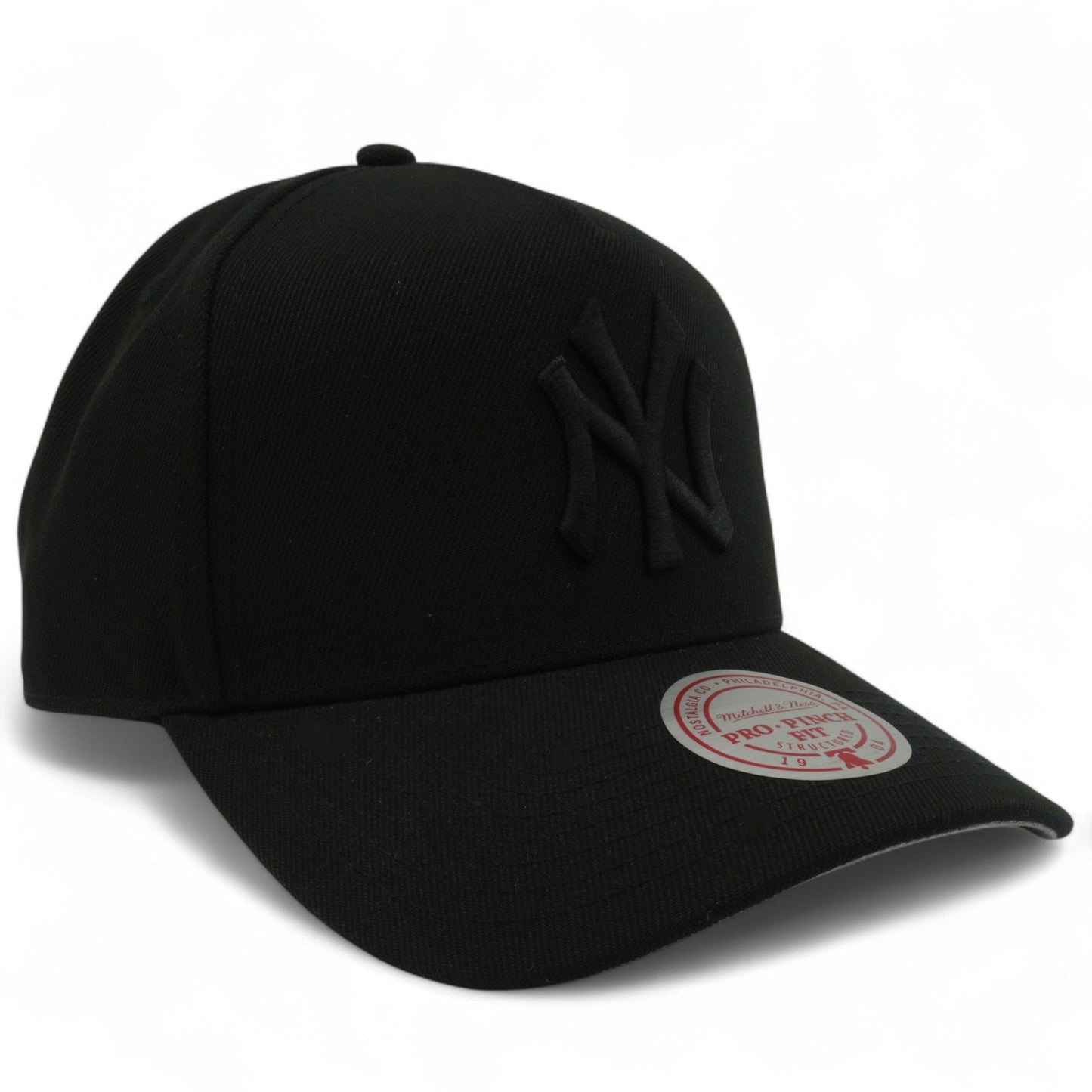 Men's Mitchell & Ness MLB Raised Up Pro Pinch Snapback Yankees - Black