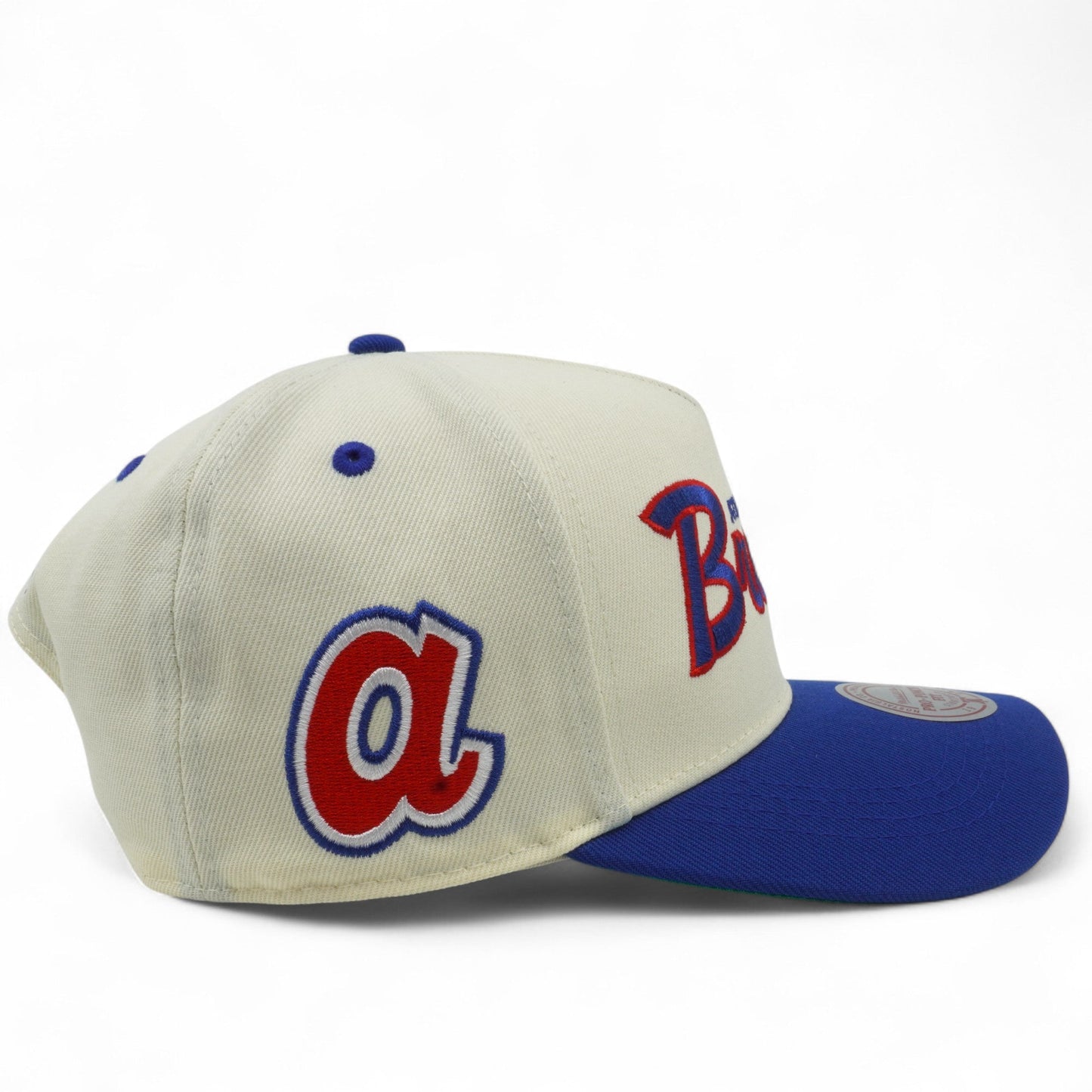 Men's Mitchell & Ness MLB Hat Trick Script Pro Pinch Snapback Coop Braves - Cream