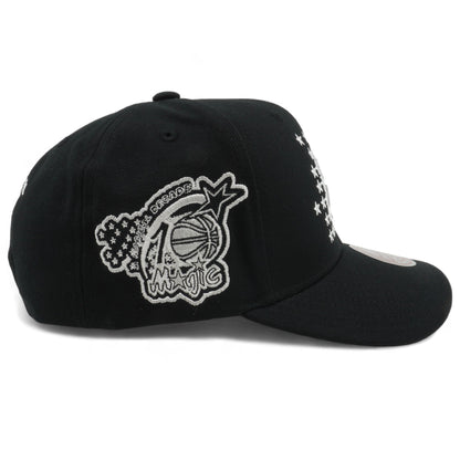 Mitchell & Ness Men's NBA Panda Pro Snapback Hwc Magic Snapback Caps