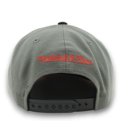 Mitchell & Ness Men's MLB Storm Front Snapback Braves Snapback Caps
