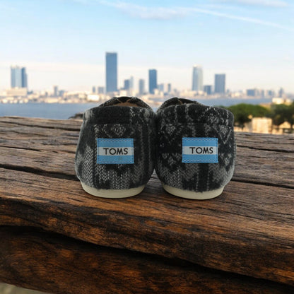 Grey Tribal Wool Shrlg-