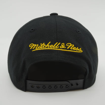 Mitchell & Ness Men's NHL Varsity Bust Snapback Vntg Bruins Black