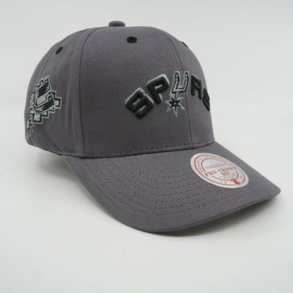 Mitchell & Ness Men's NBA Space Knit Pro Snapback Hwc Spurs Snapback Caps