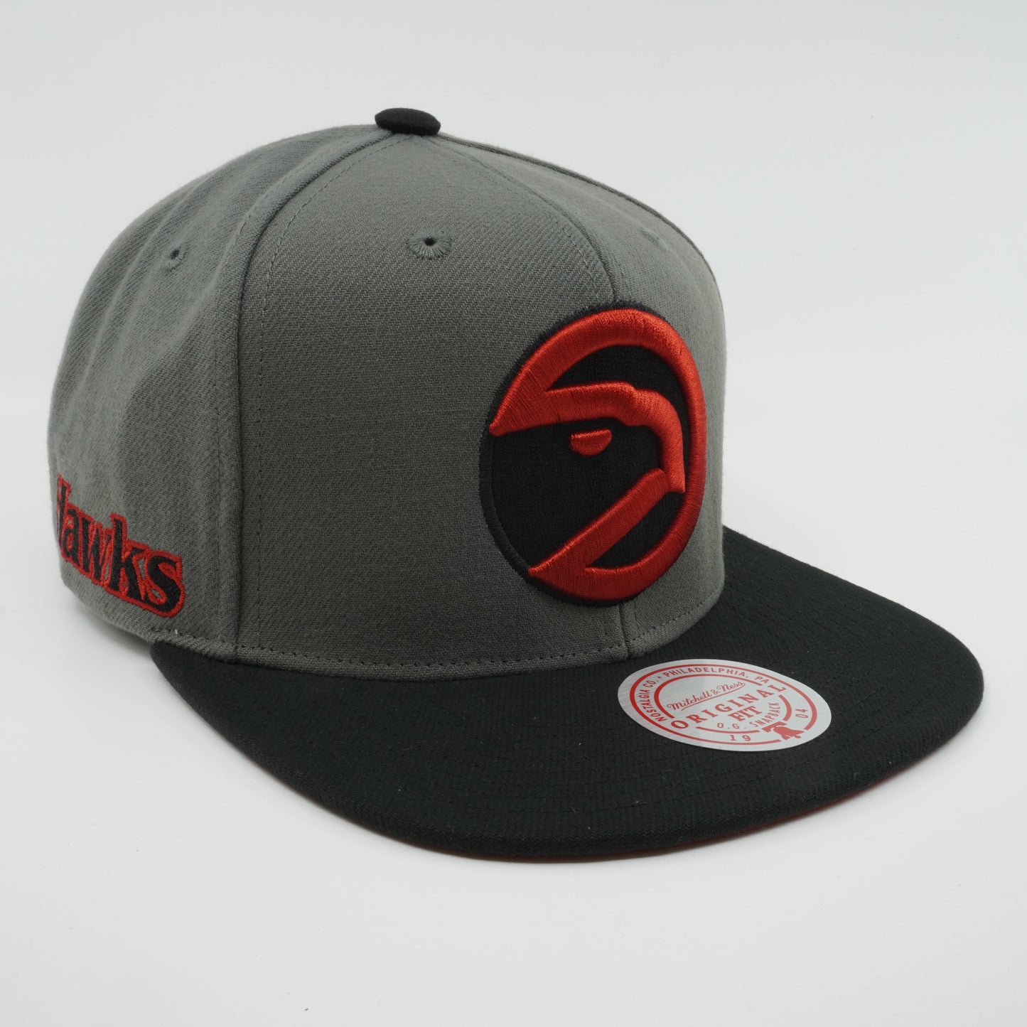 Men's Mitchell & Ness NBA Storm Front Snapback Hwc Hawks - Grey