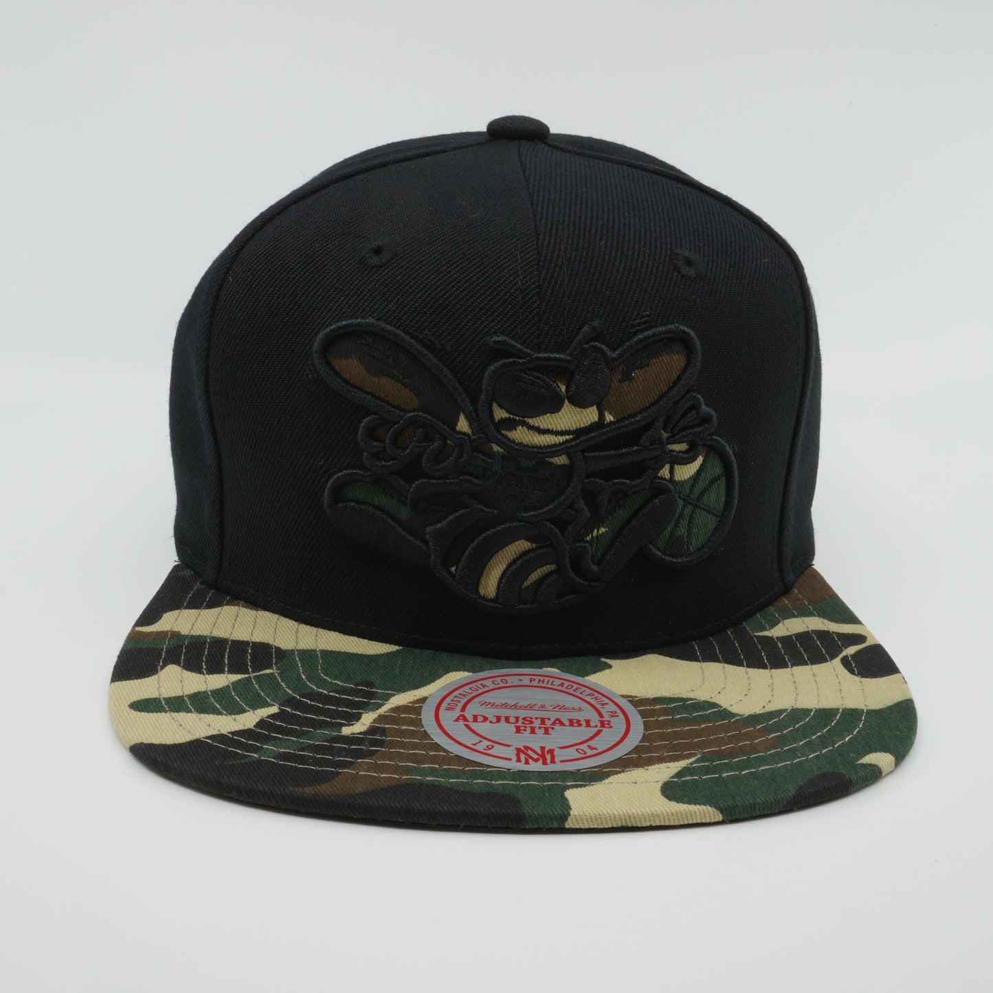 Men's Mitchell & Ness NBA Camo Bill Hornets - Camo Woodland