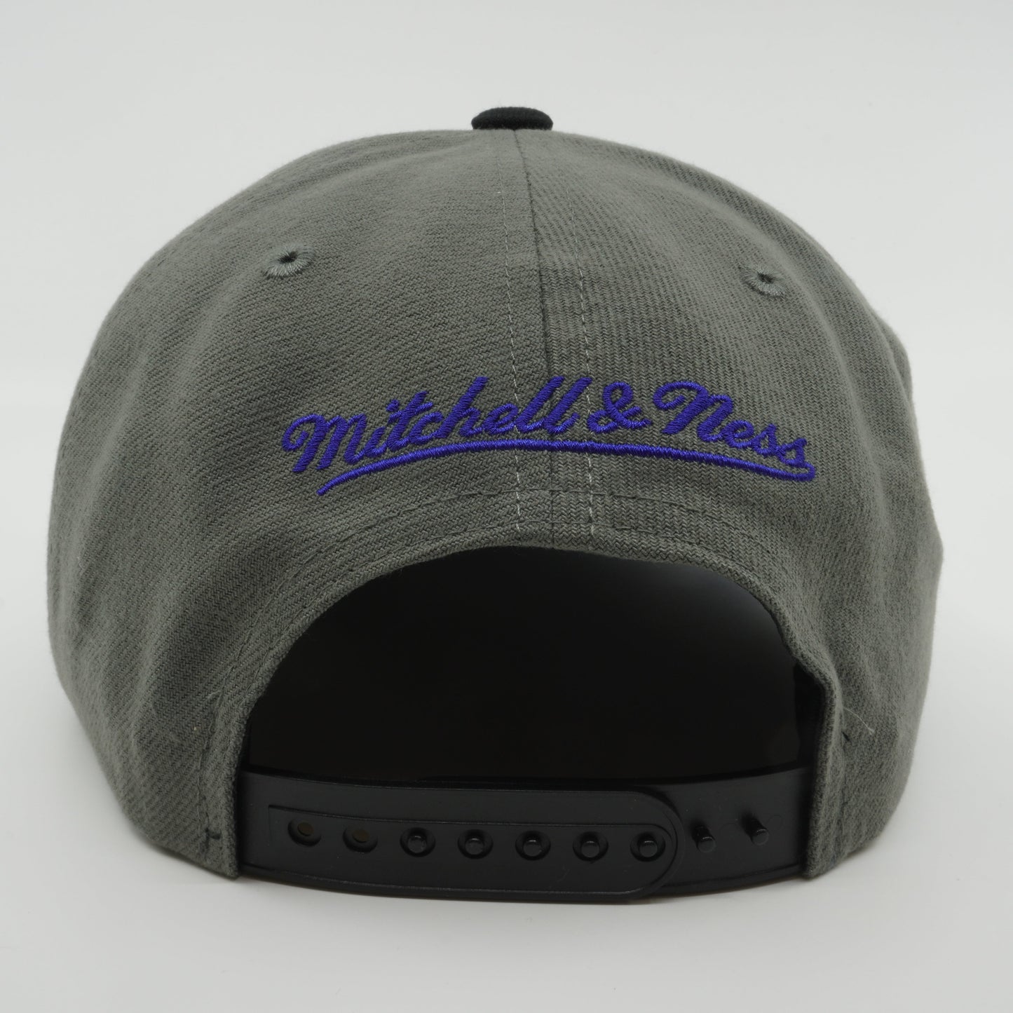 Men's Mitchell & Ness NBA Storm Front Snapback Hwc Magic - Grey