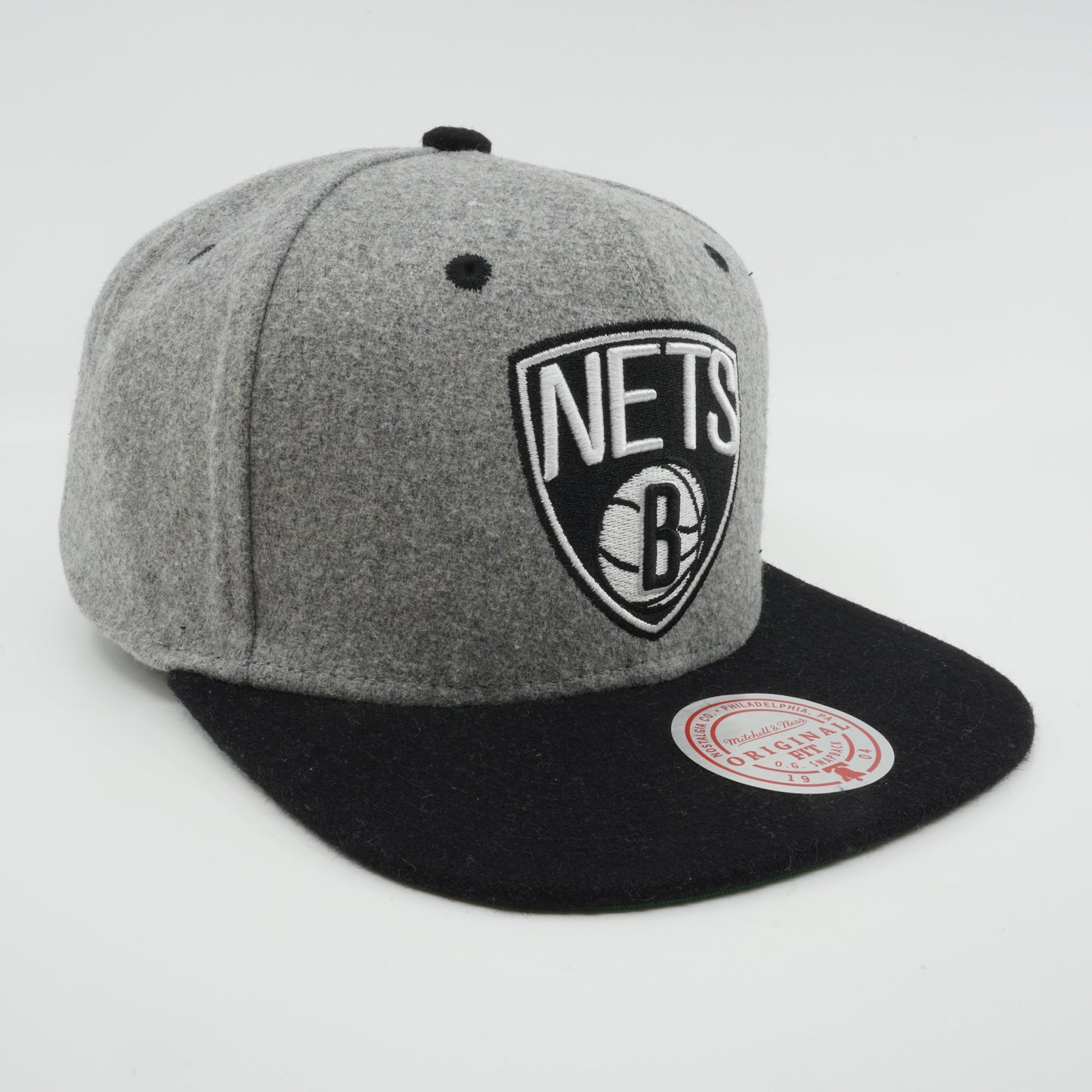Men's Mitchell & Ness NBA Melton Patch Snapback Nets - Grey