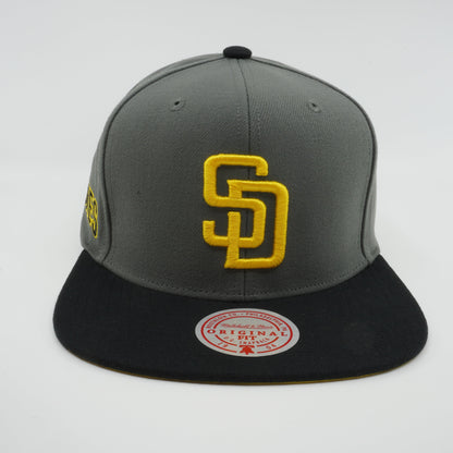 Mitchell & Ness Men's MLB Storm Front Snapback Padres Snapback Caps