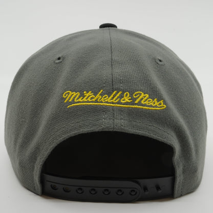 Mitchell & Ness Men's MLB Storm Front Snapback Padres Snapback Caps