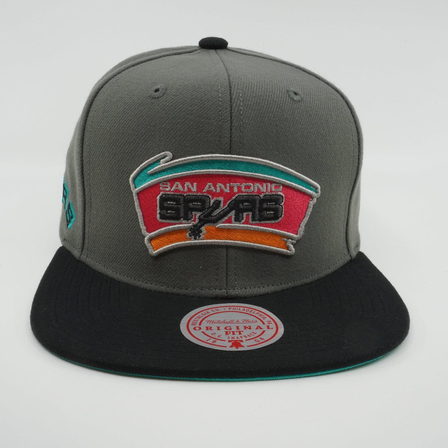 Men's Mitchell & Ness NBA Storm Front Snapback Hwc Spurs - Grey