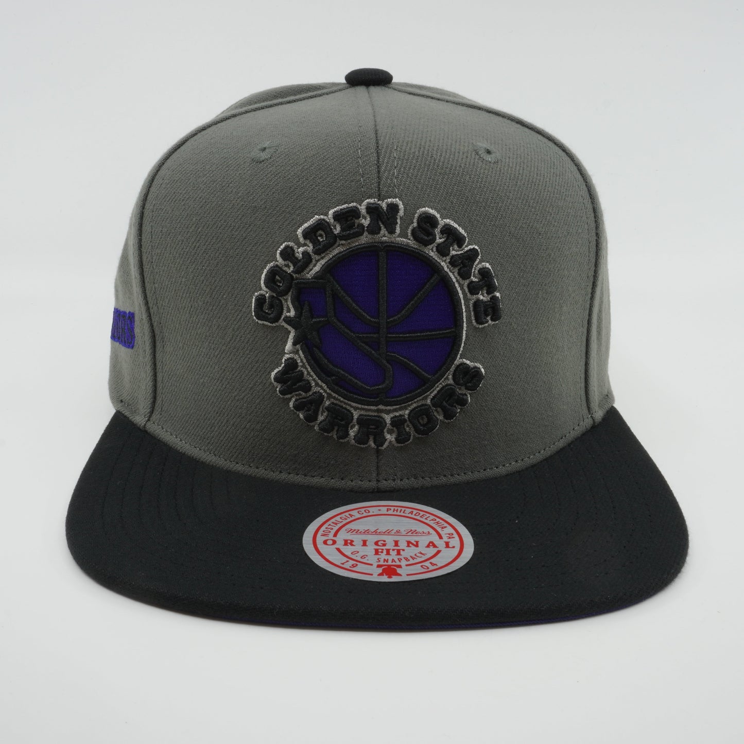 Men's Mitchell & Ness NBA Storm Front Snapback Hwc Warriors - Grey