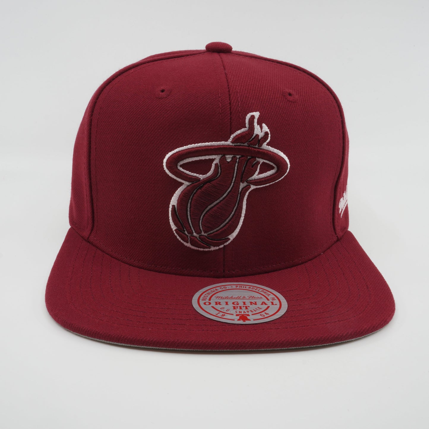 Men's Mitchell & Ness NBA Christmas Day Snapback Heat - Red