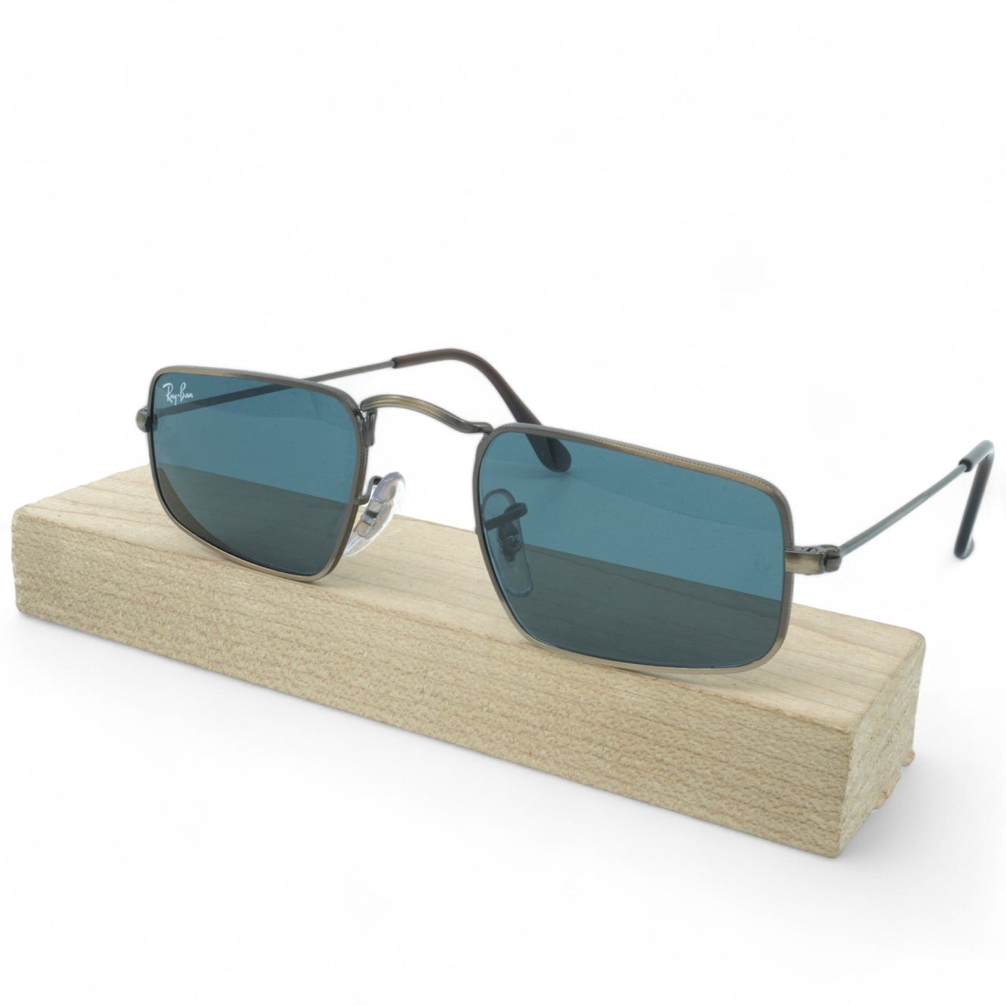 Ray-Ban Julie Sunglasses
