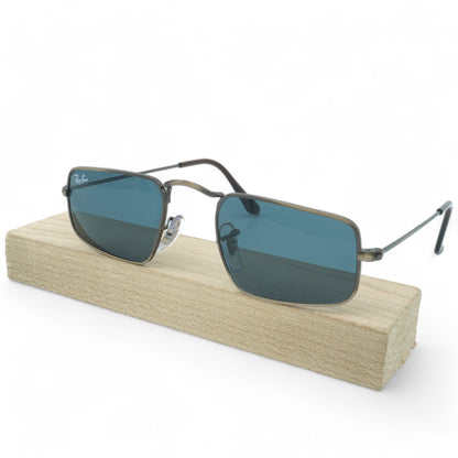 Ray-Ban Julie Sunglasses