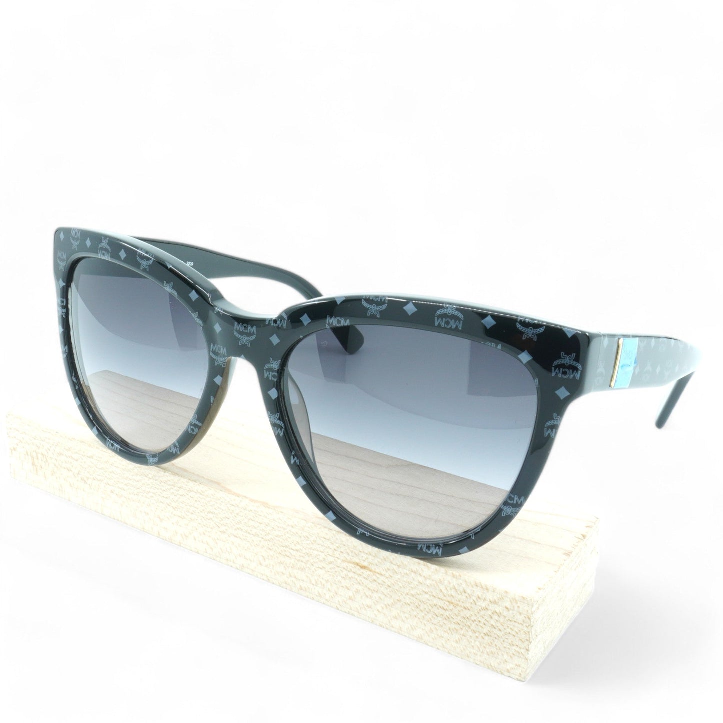 Mcm Cat Eye Sunglasses