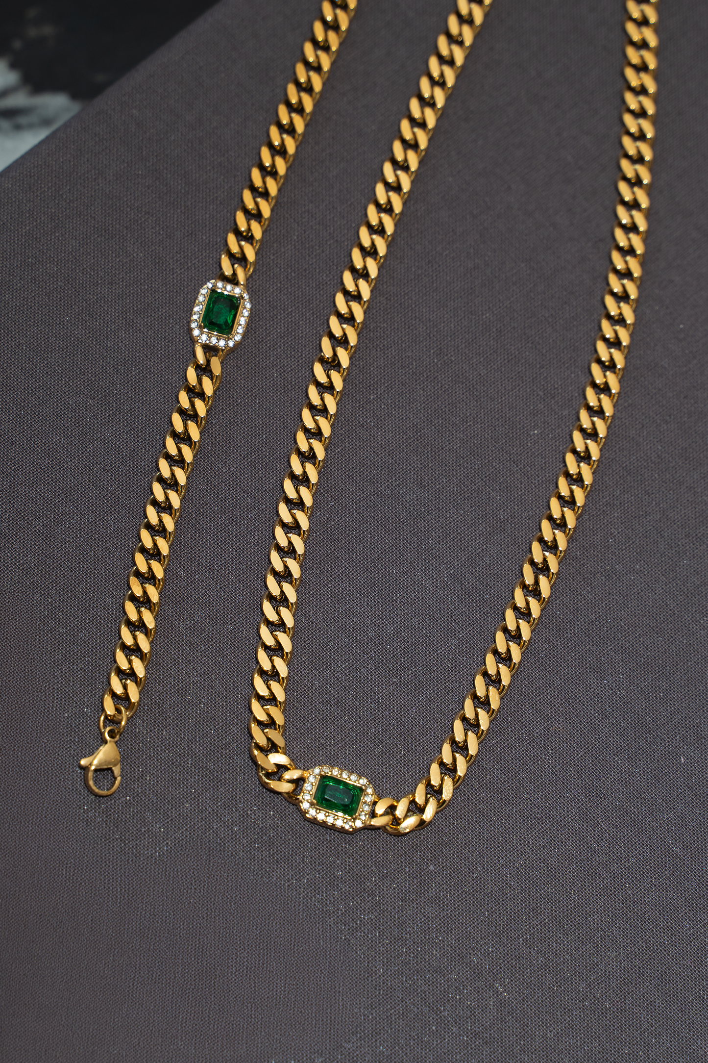 NADINE Choker