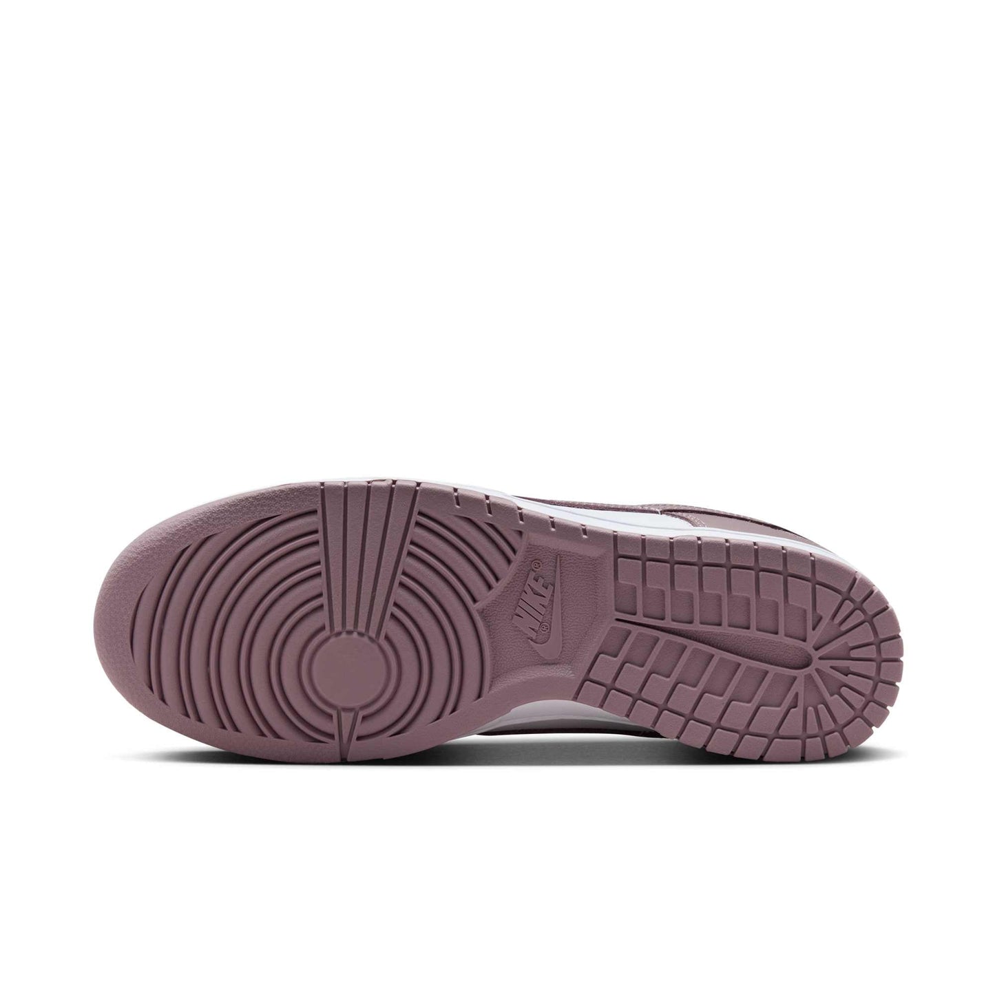 Nike Men's Dunk Low Retro Sneakers