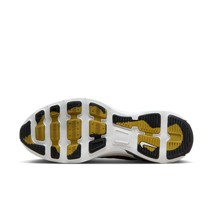 Nike Men's Lunar Roam Sneakers