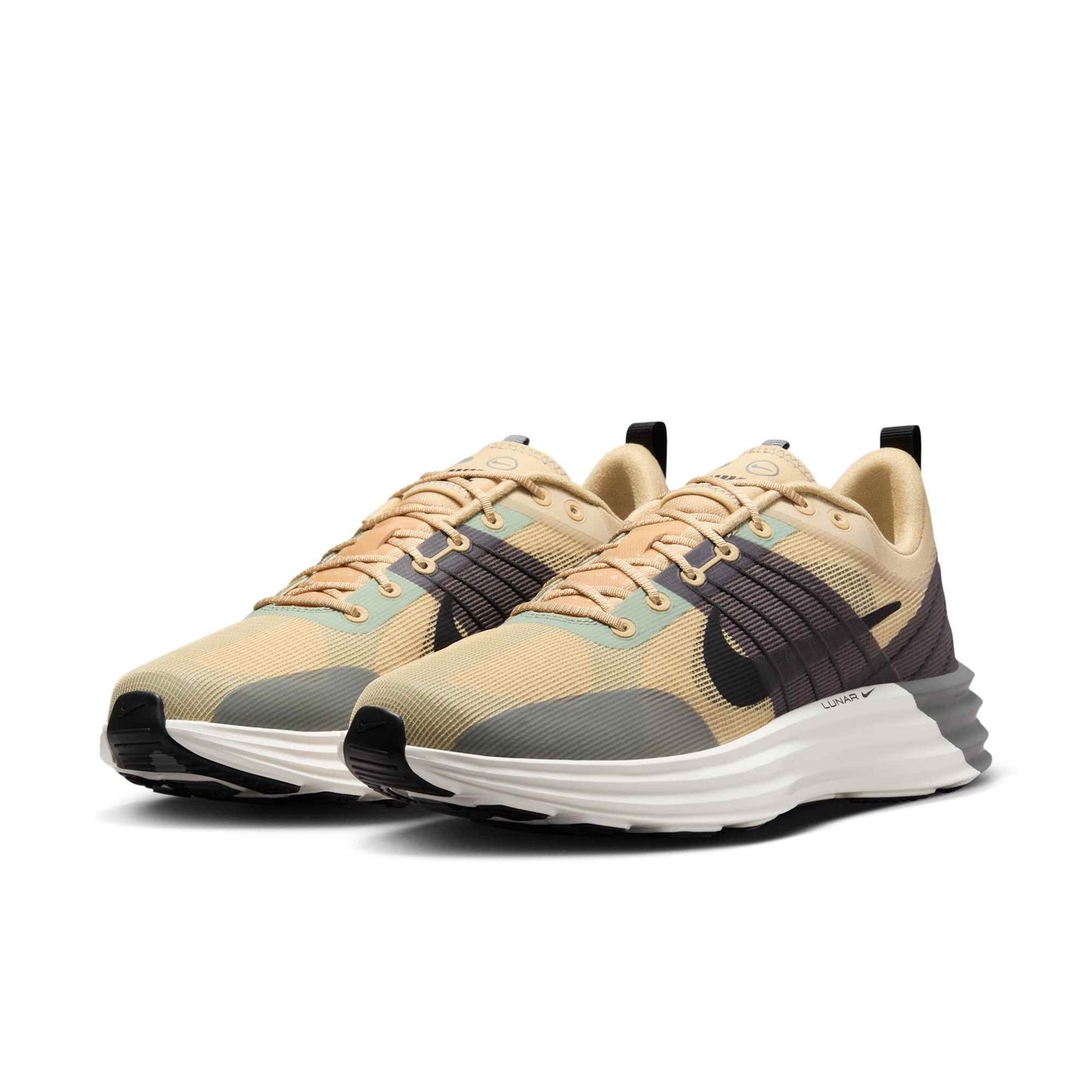 Nike Men's Lunar Roam Sneakers
