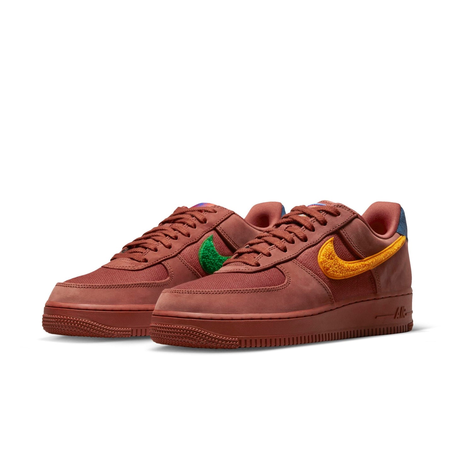 Nike Men's Air Force 1 Low 'La Familia' Sneakers