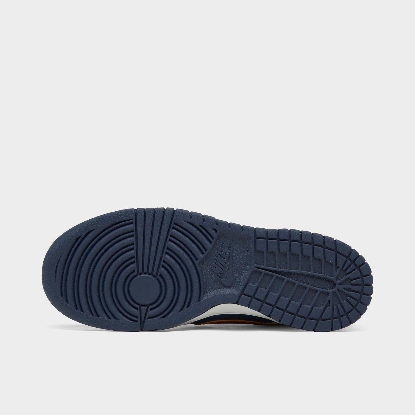 Grade School Nike Dunk Low Se 'Copper Swoosh (Gs)' - DX1663-400