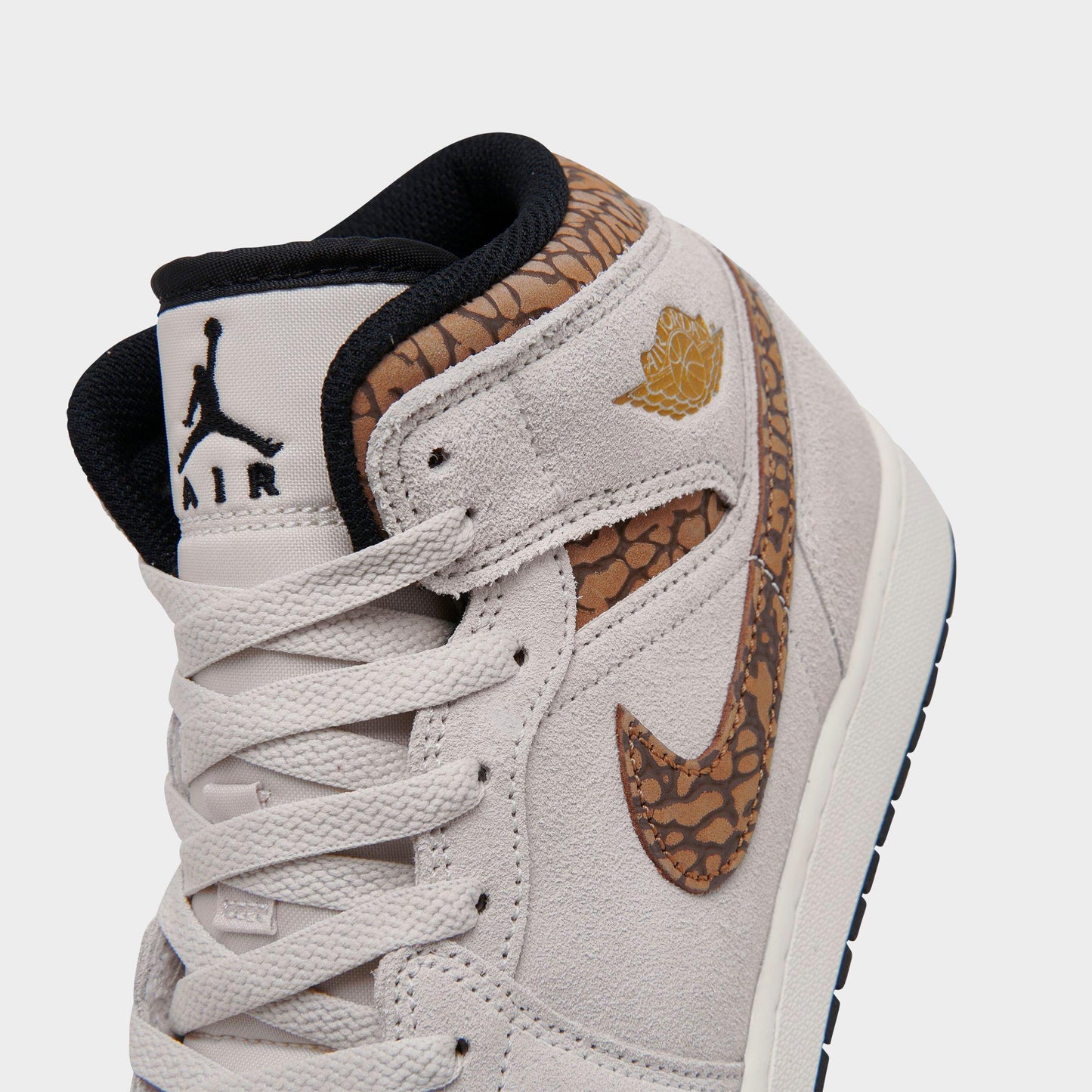 Grade School Air Jordan Retro 1 Mid Se 'Brown Elephant (Gs)' - DZ5369-102