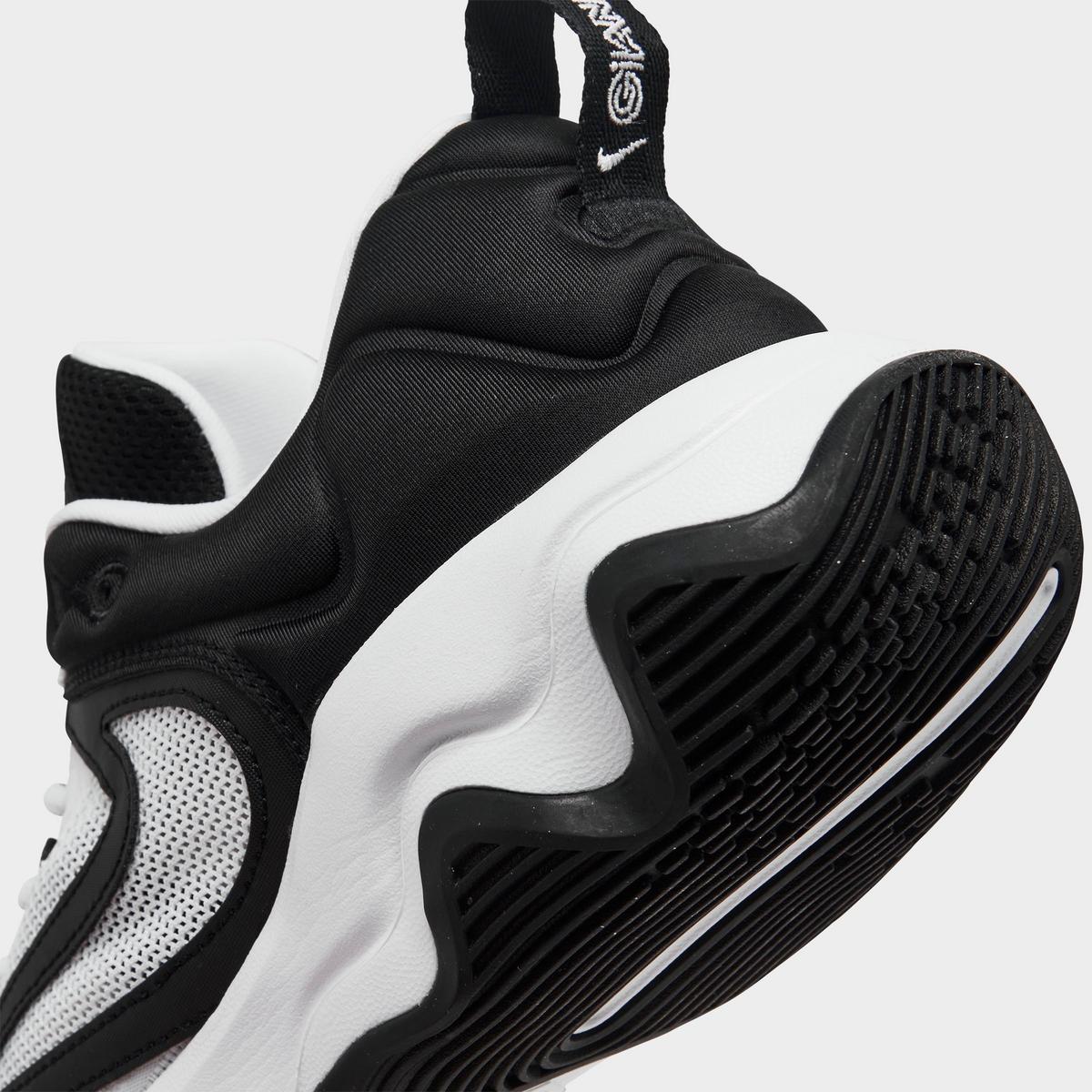 Nike Men's Giannis Immortality 3 Oreo