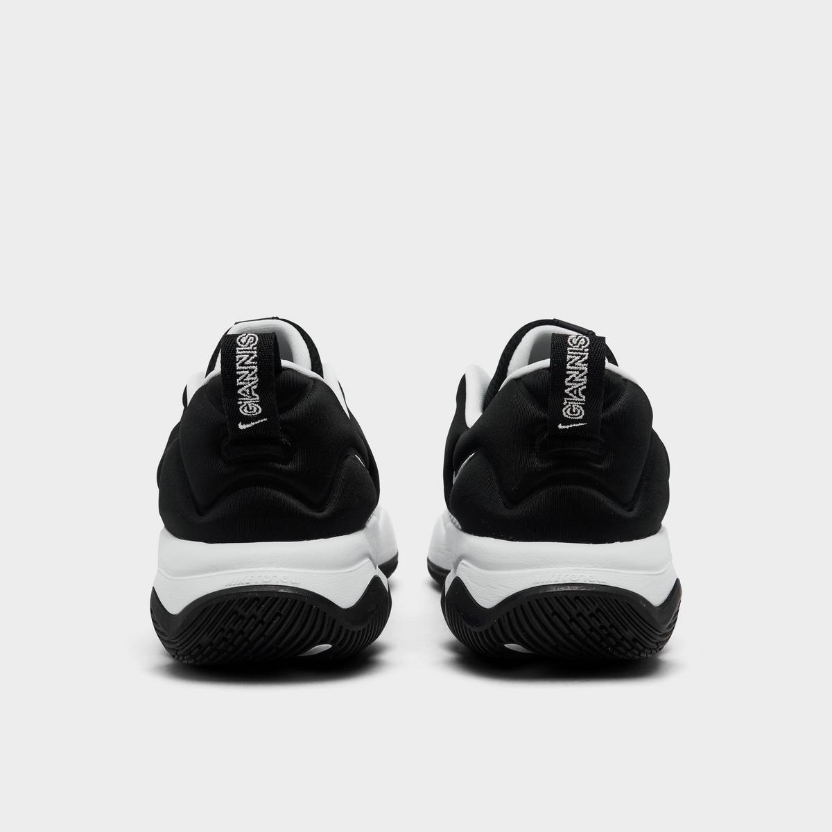 Nike Men's Giannis Immortality 3 Oreo