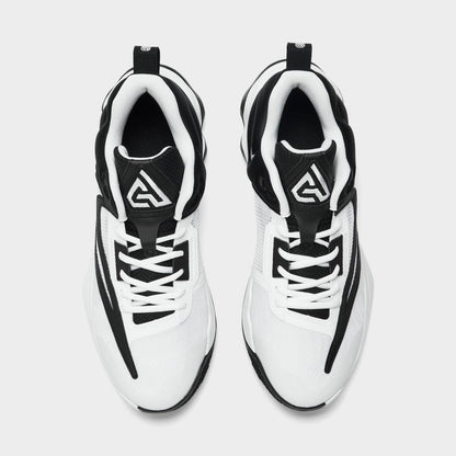 Nike Men's Giannis Immortality 3 Oreo