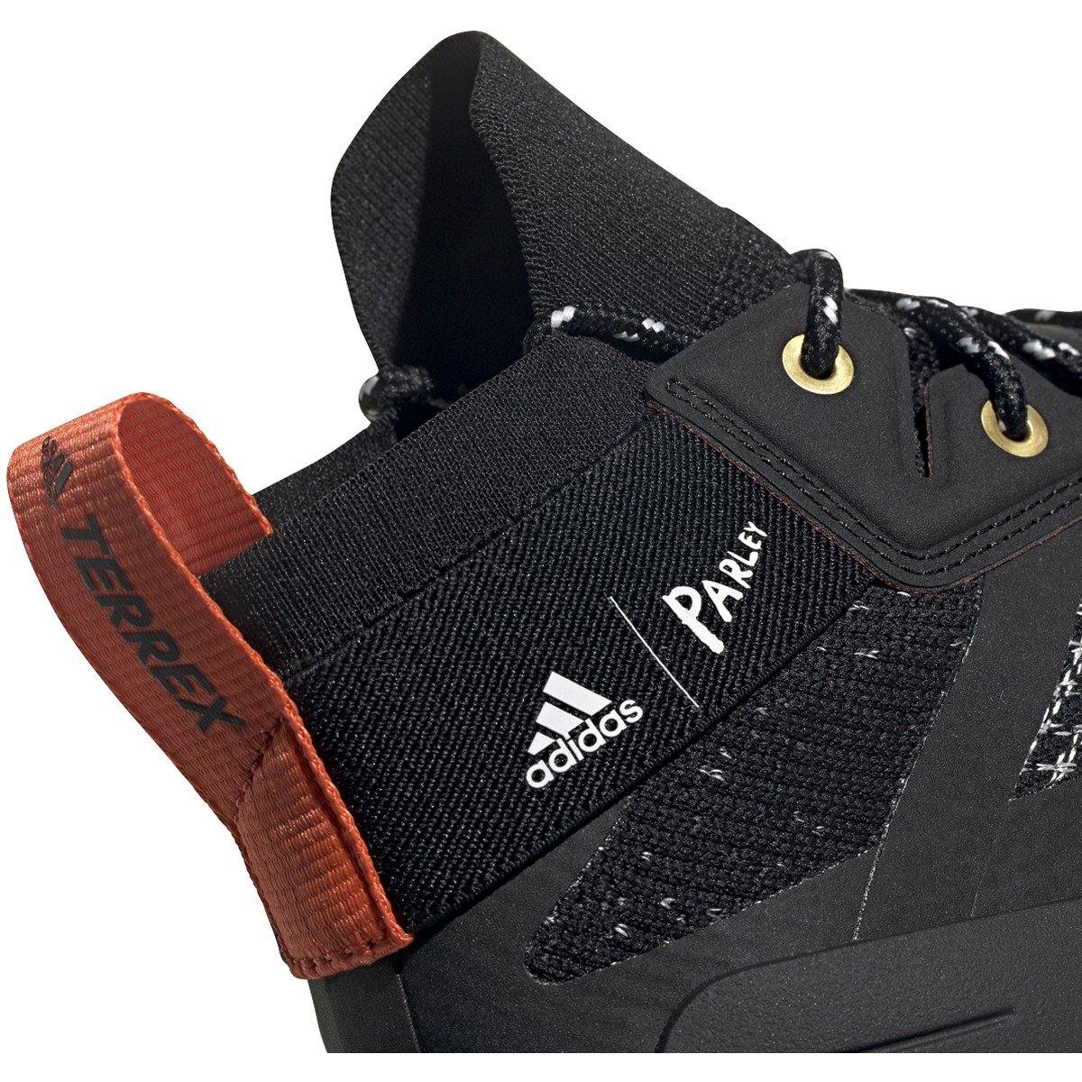 Cblack,Grethr,Bluspi-