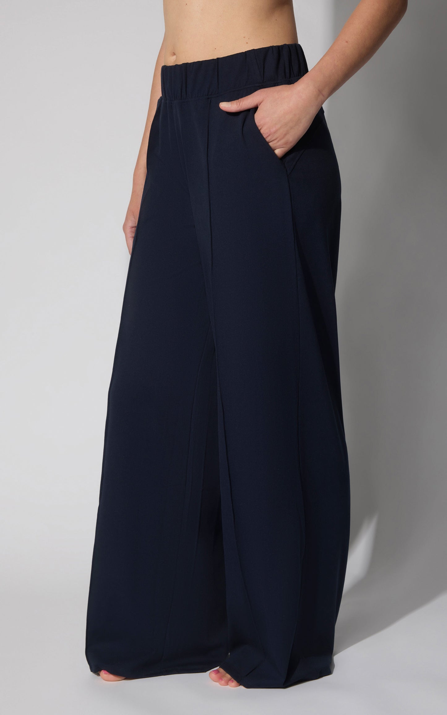 Lux La Brea Pintuck Pant