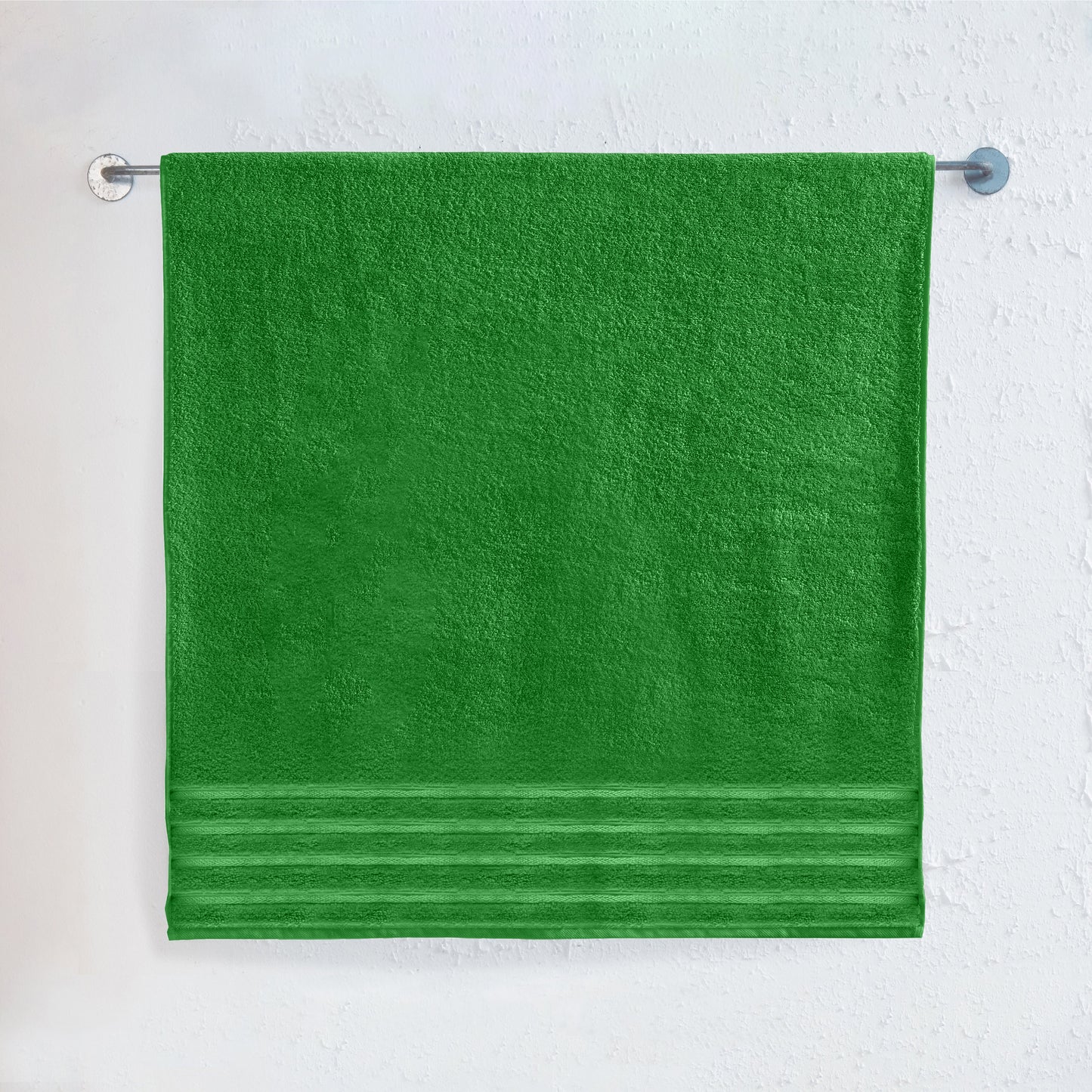 Elegant Comfort 1-Piece Premium Turkish Cotton 4 Lines Stripe Jumbo Towel, 35x 70 inch