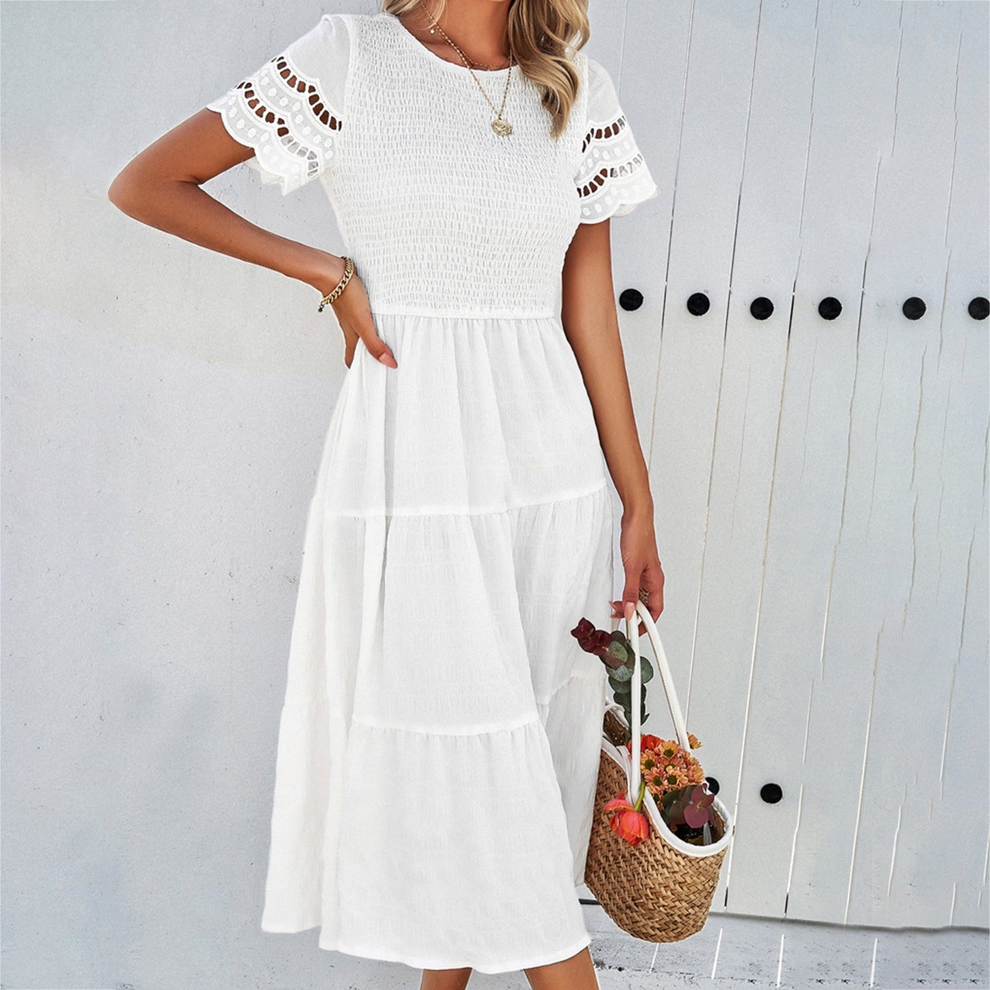 Spring and Summer Solid Color Temperament With a Pleated Hollow Dress
