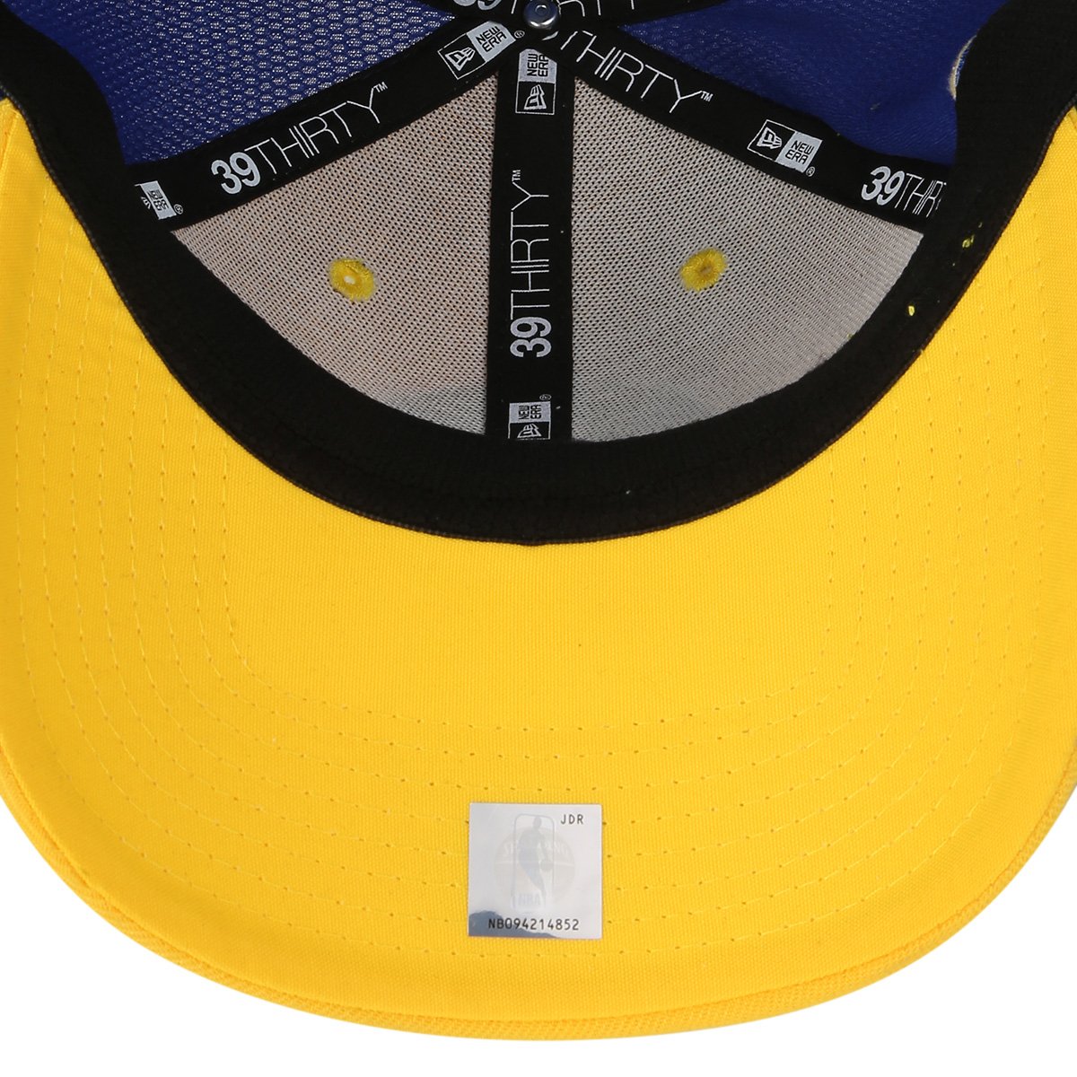 New Era Men's NBA Gs Warriors "On The Court" 39Thrity Strecth Fit