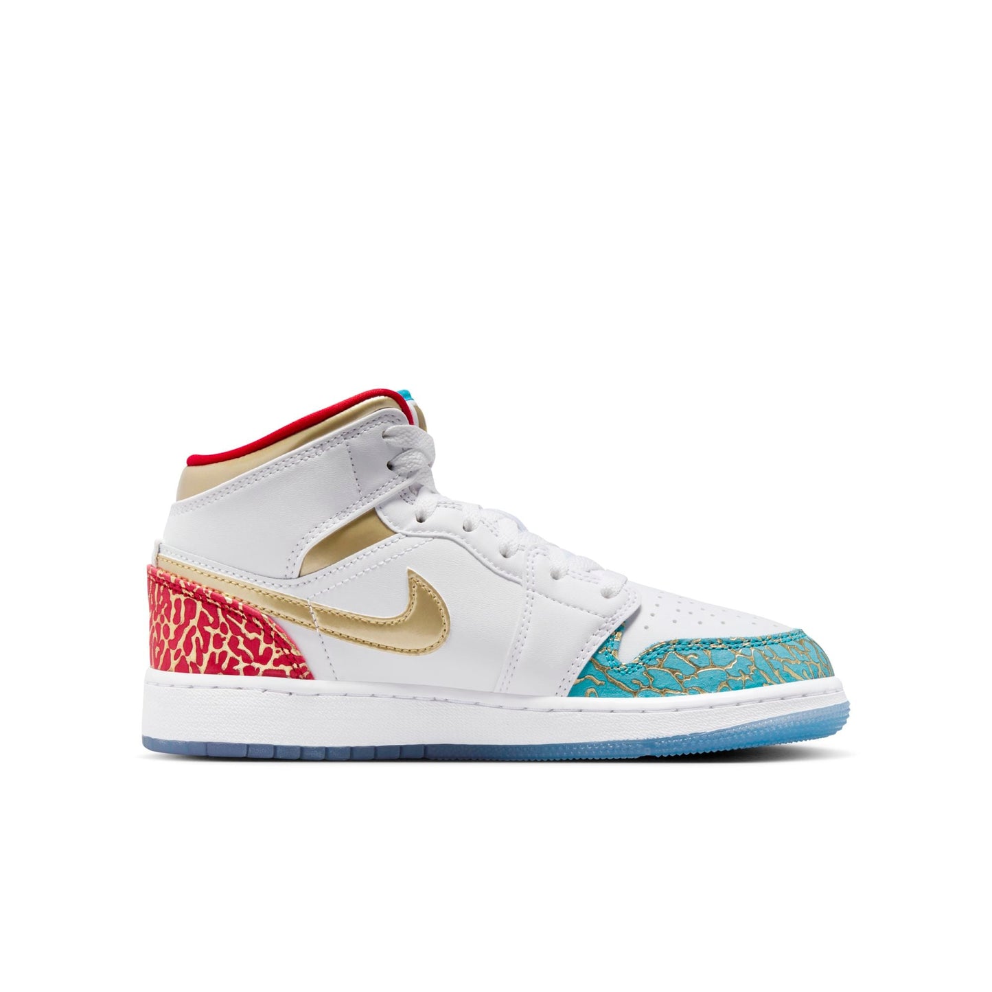 Grade School Air Jordan Retro 1 Mid 'Sneaker School Nc To Chicago (Gs)'