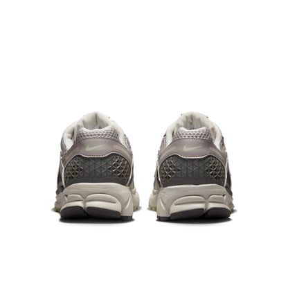 Nike Women's Zoom Vomero 5 'Cobblestone Flat Pewter W' Sneakers