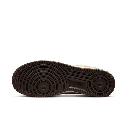 Nike Men's Air Force 1 '07 Lv8 Sneakers