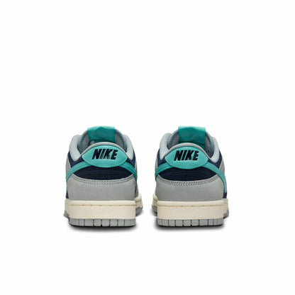 Nike Men's Dunk Low Retro Premium Sneakers