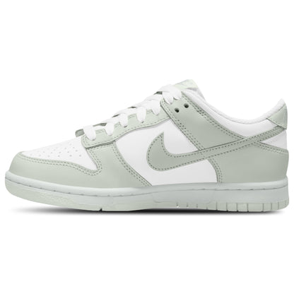 [fb9109-124] Grade School Nike Dunk Low