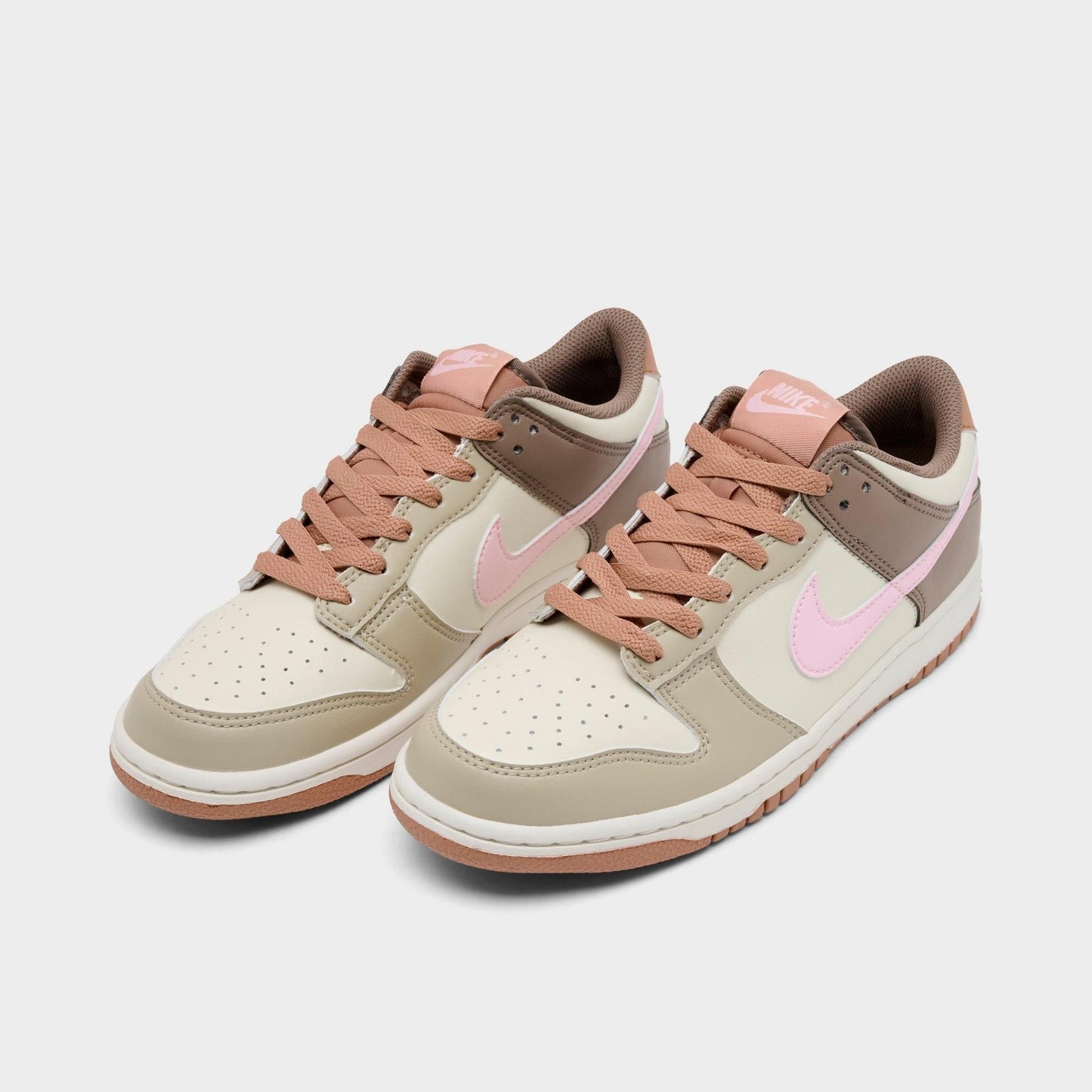 Nike Grade School Dunk Low Gs Sneakers
