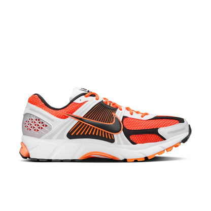 Nike Men's Zoom Vomero 5 Sneakers