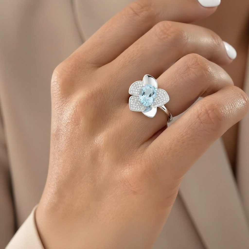 Natural Sky Blue Topaz Flower Ring Silver