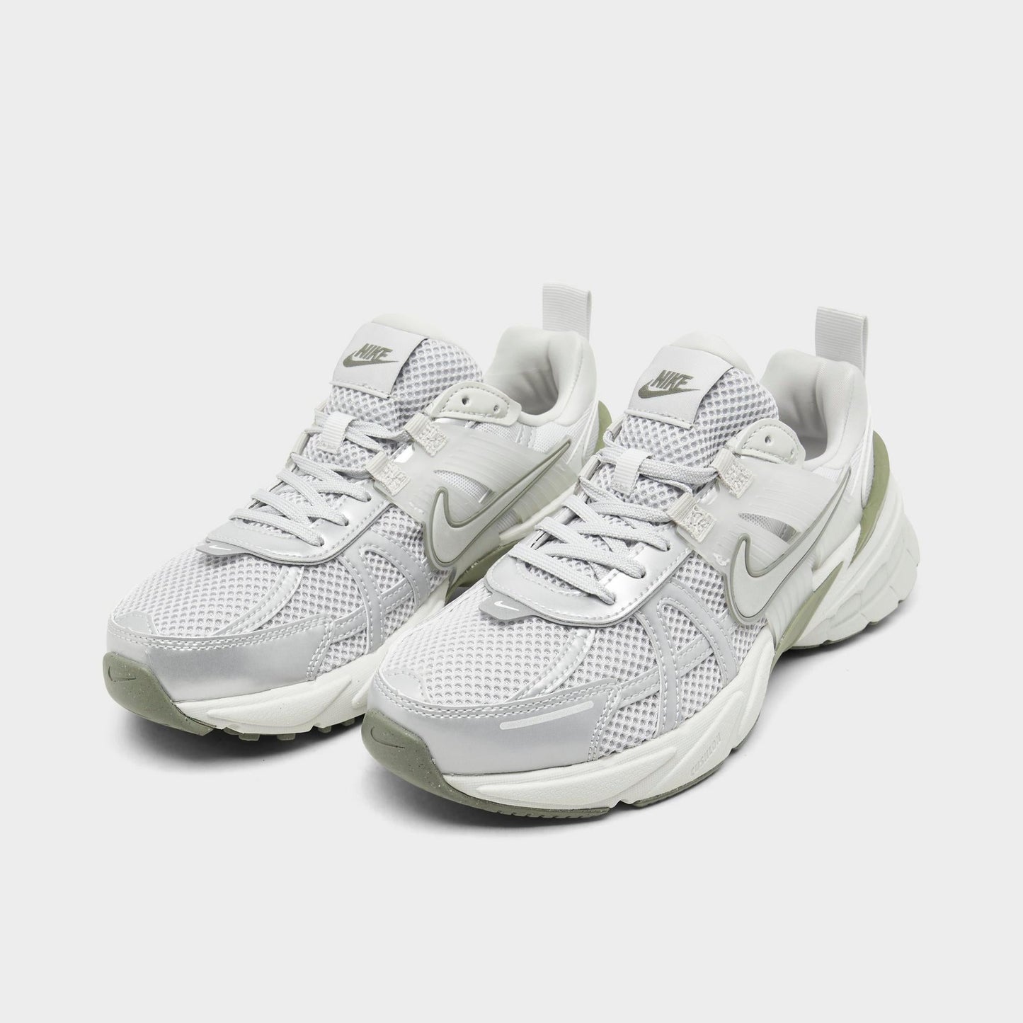 [fd0736-006] Womens Nike V2k Run 'photon Dust Light Silver'