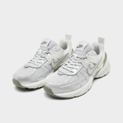 [fd0736-006] Womens Nike V2k Run 'photon Dust Light Silver'