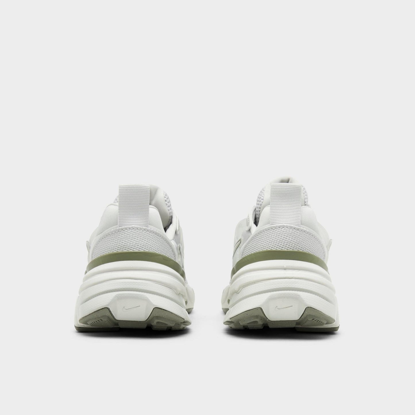 [fd0736-006] Womens Nike V2k Run 'photon Dust Light Silver'