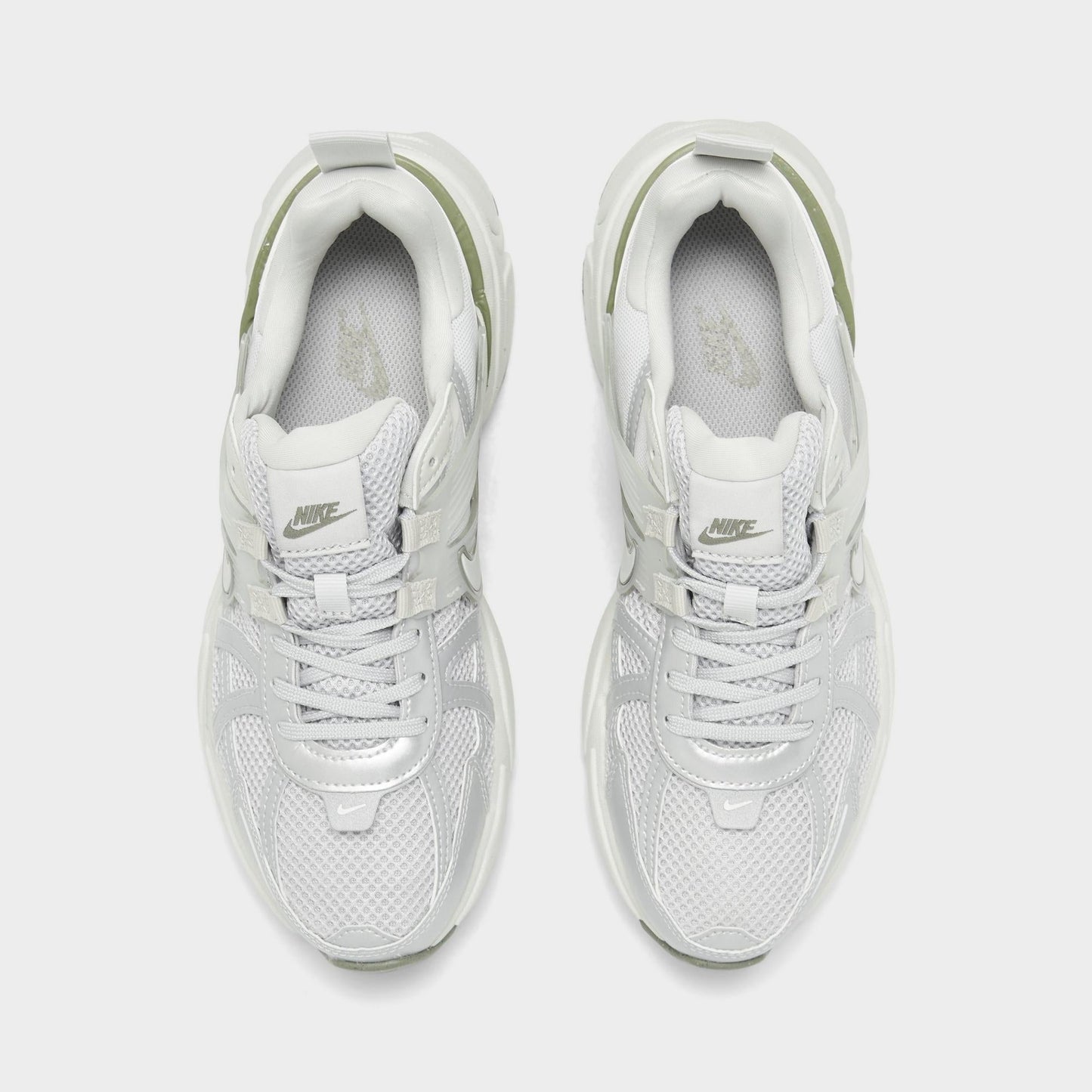 [fd0736-006] Womens Nike V2k Run 'photon Dust Light Silver'