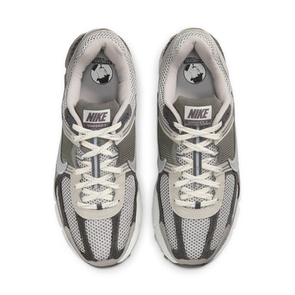 Nike Men's Zoom Vomero 5 'Iron Ore Flat Pewter'