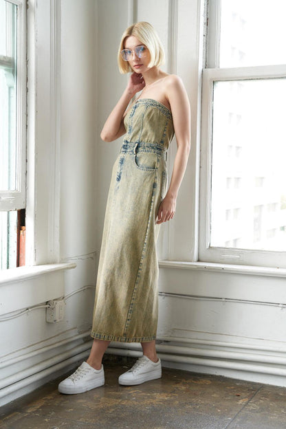 Unbeatable Memories Midi Dress