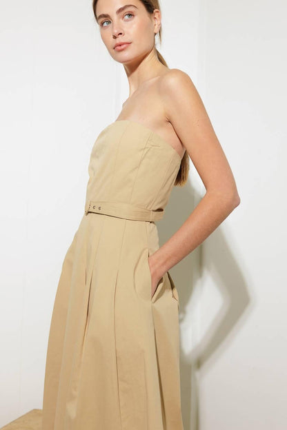 Taking Compliments Woven Midi Dress